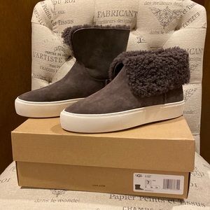 BNIB Ugg “Lynus” Bootie